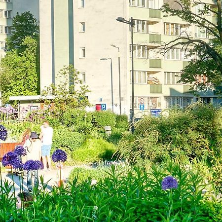 Sunny Apartment Варшава Екстериор снимка