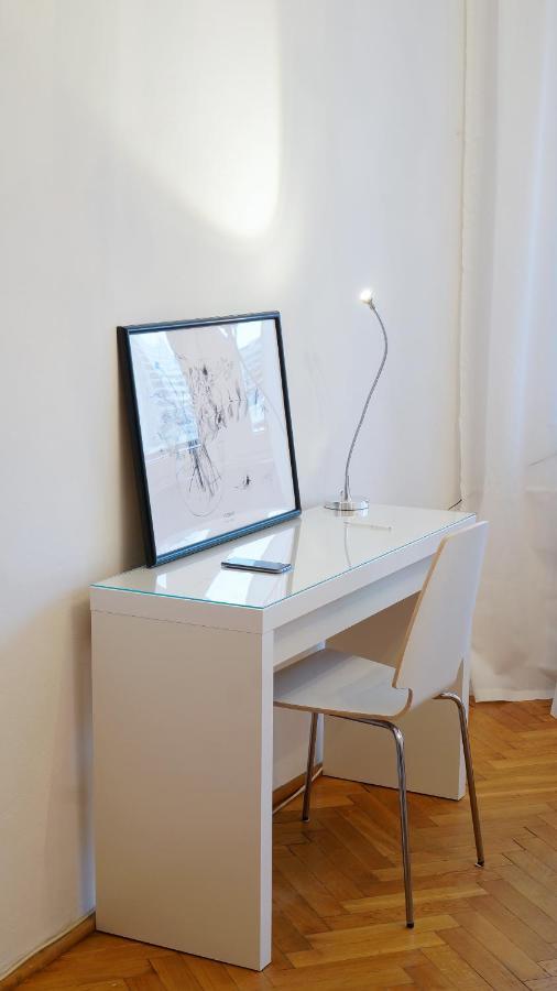 Sunny Apartment Варшава Екстериор снимка
